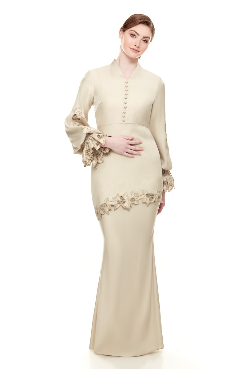 DIANA KURUNG IN NUDE SAND