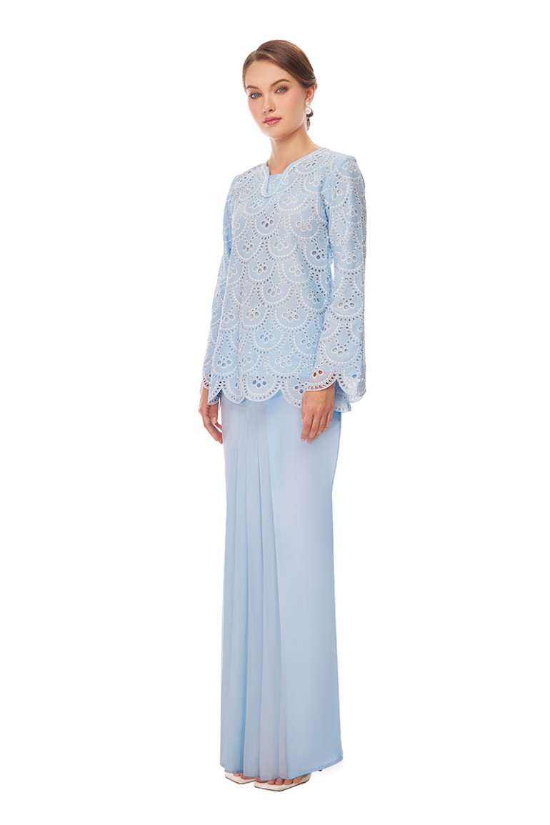 CHARISSA KURUNG IN LIGHT BLUE