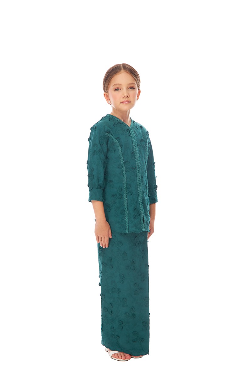 NIESHA KURUNG KIDS IN EMERALD GREEN