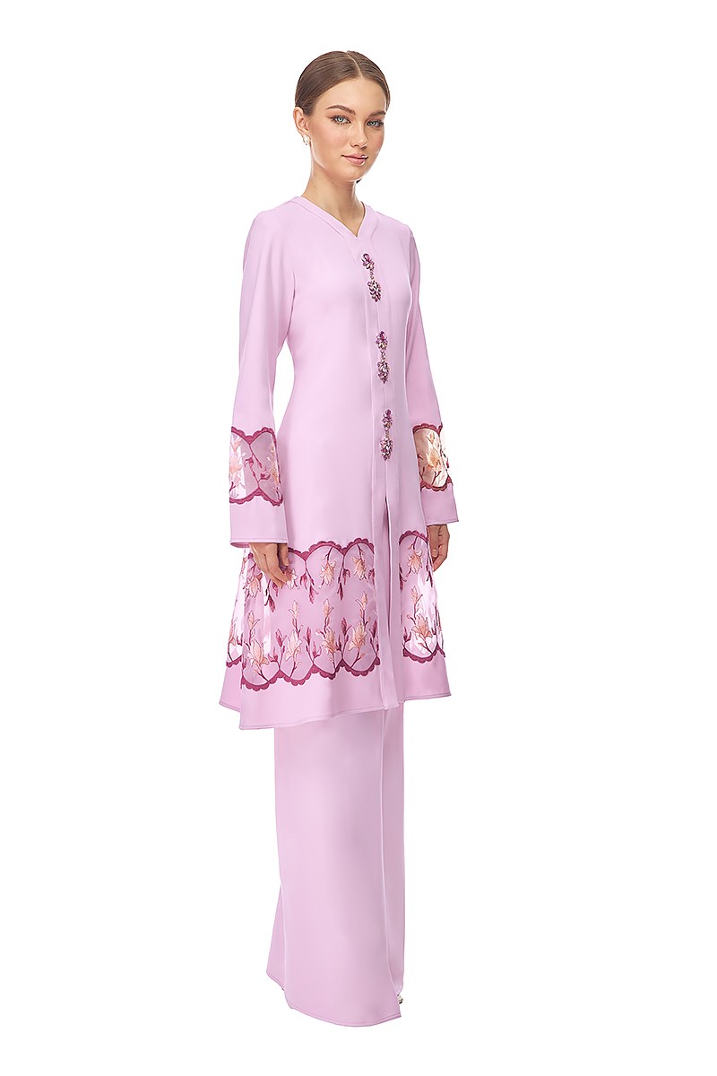 CELESTIA KURUNG IN PASTEL PINK