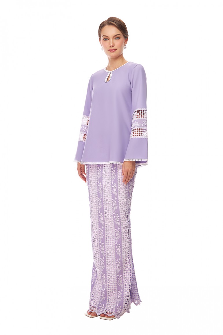 SHANTELL KURUNG IN PURPLE