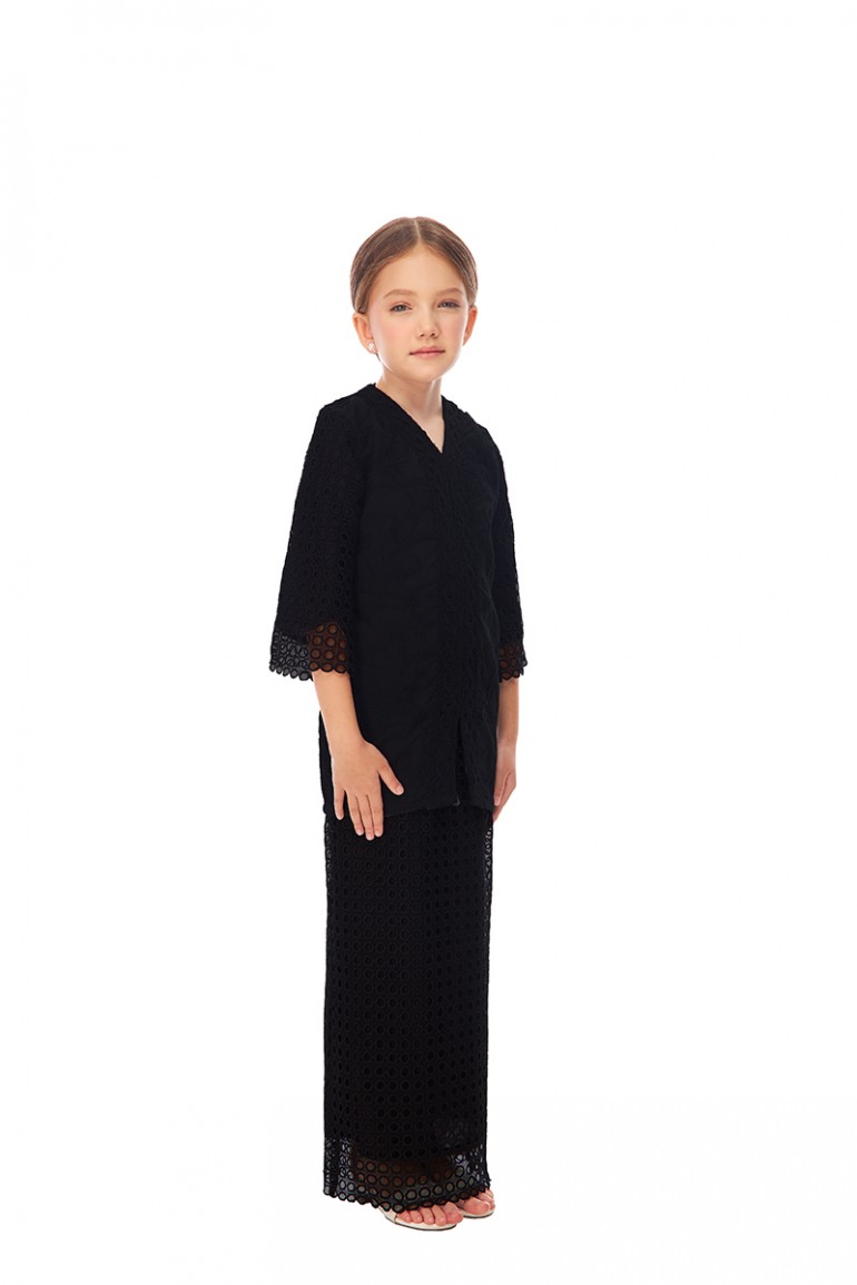 RIEYNAH KURUNG KIDS IN BLACK