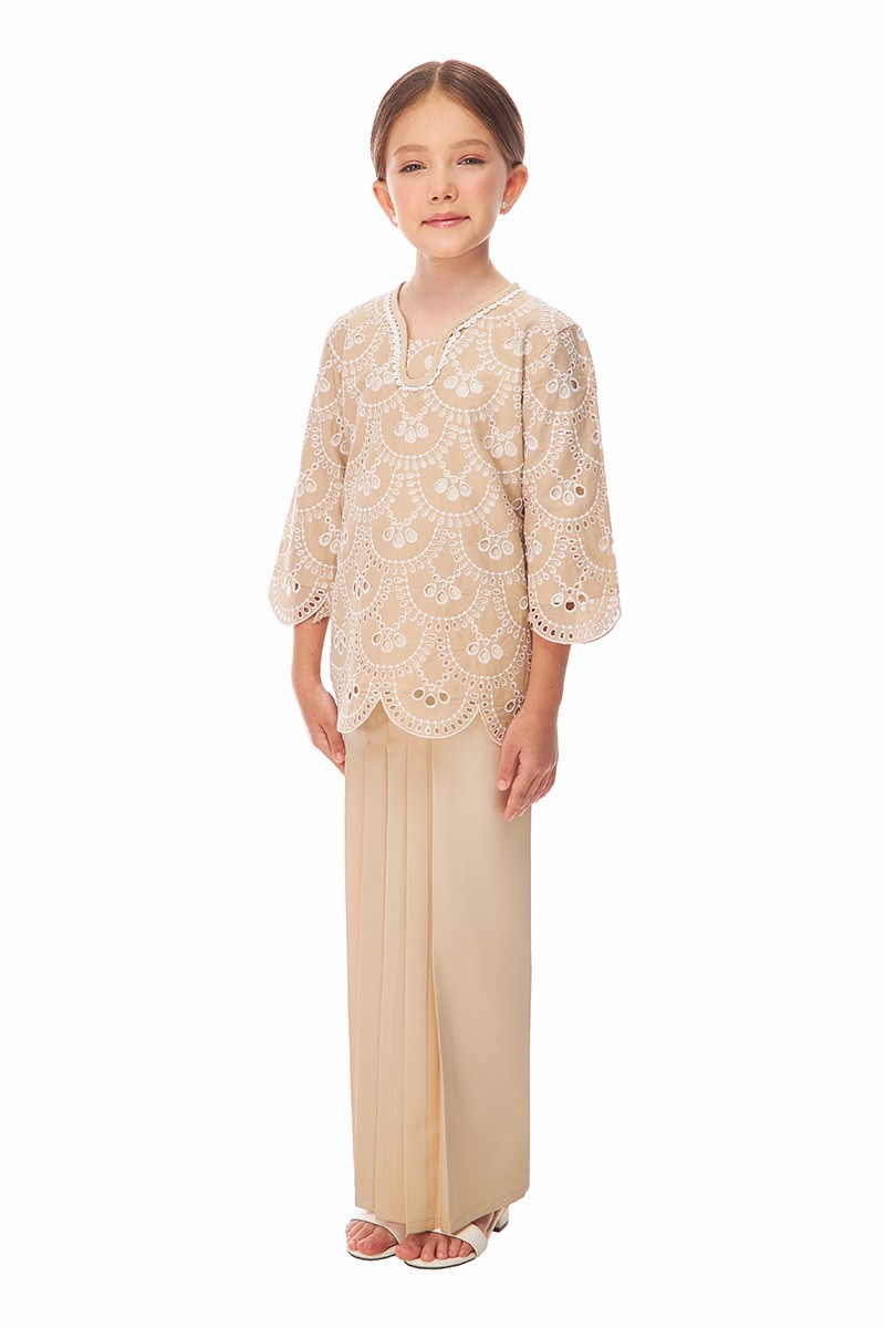 CHARISSA KURUNG KIDS IN NUDE