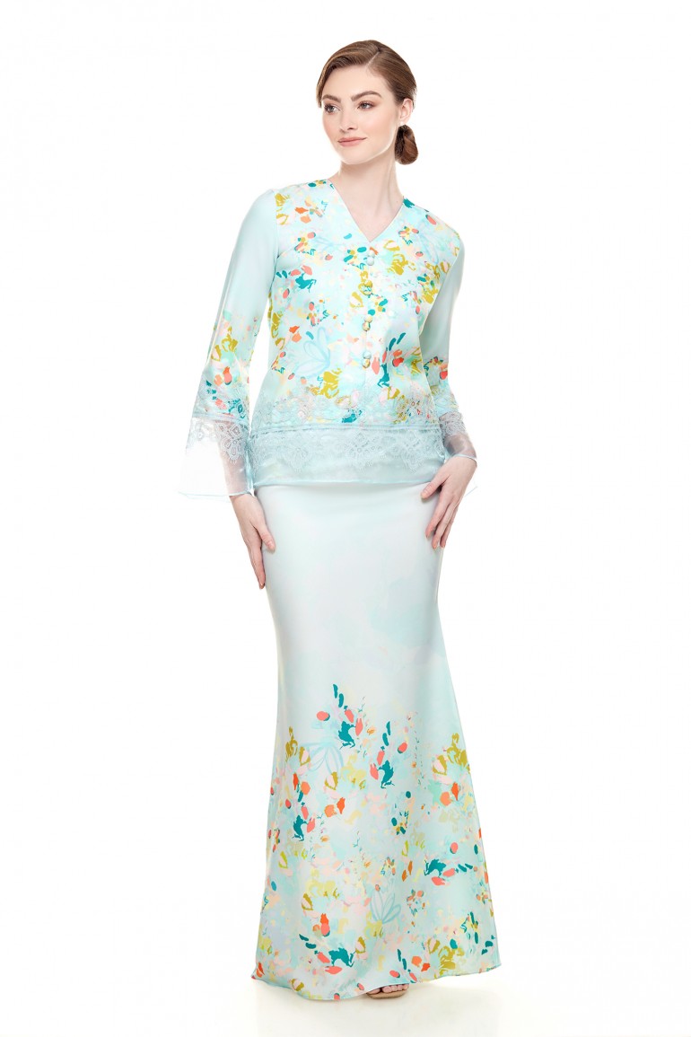 CALEA KURUNG IN BABY BLUE