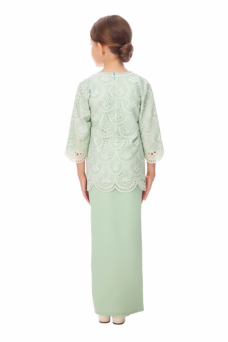 CHARISSA KURUNG KIDS IN GREEN