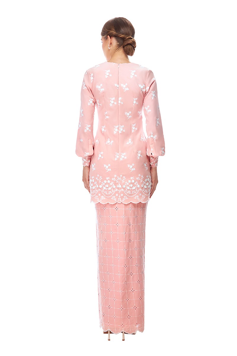 CATRIONA KURUNG IN LIGHT PINK