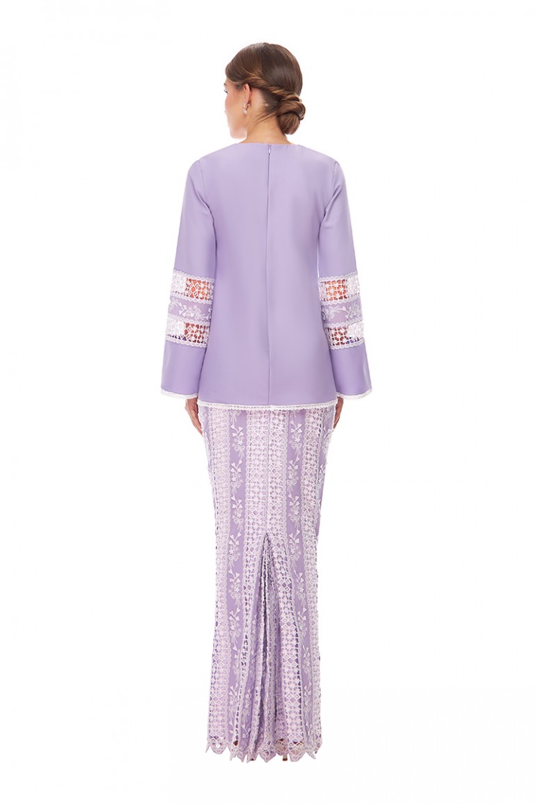 SHANTELL KURUNG IN PURPLE