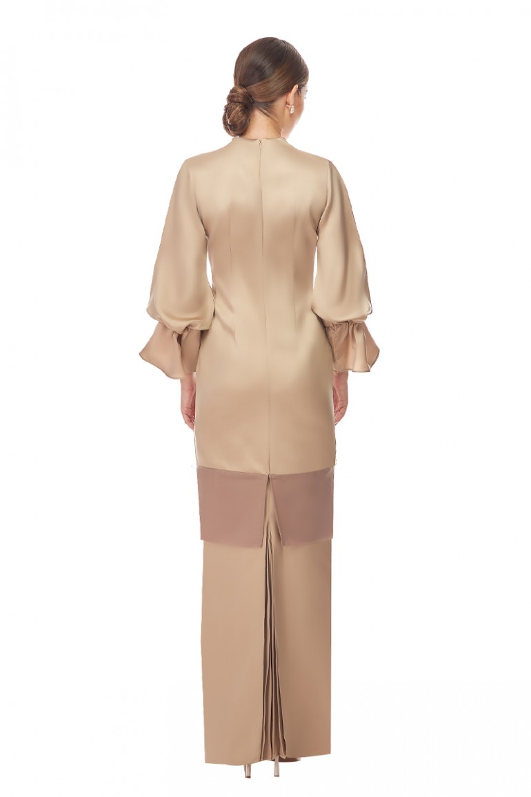 NOELLE KURUNG IN PALE BROWN