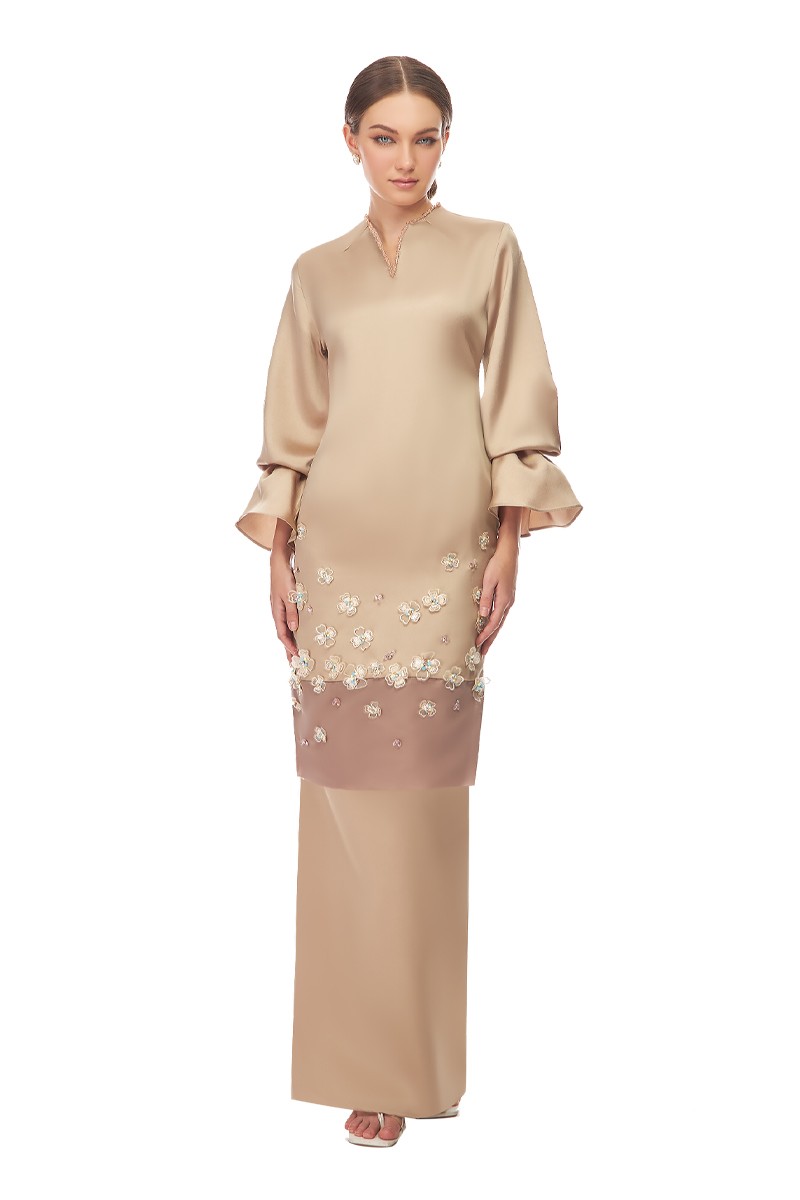 NOELLE KURUNG IN PALE BROWN