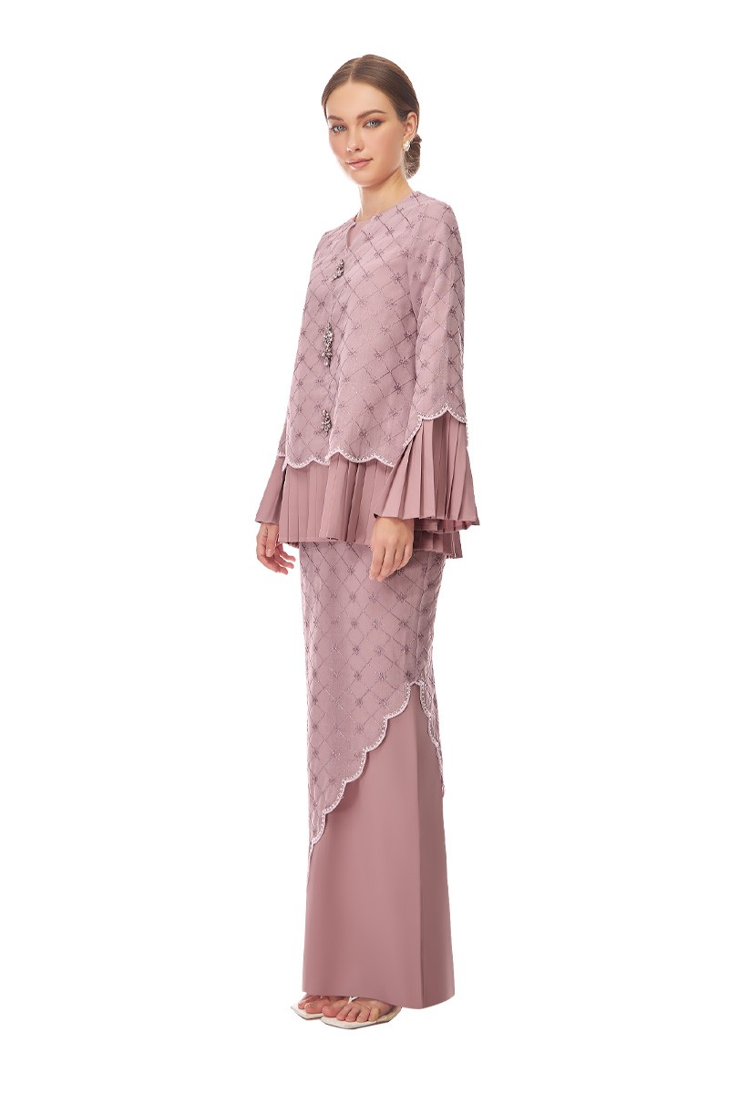 FELORA KURUNG IN PALE ROSE