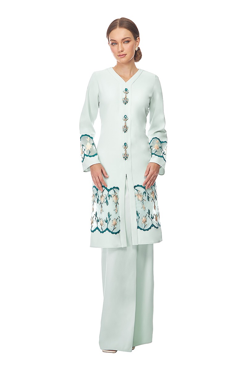 CELESTIA KURUNG IN LIGHT GREEN