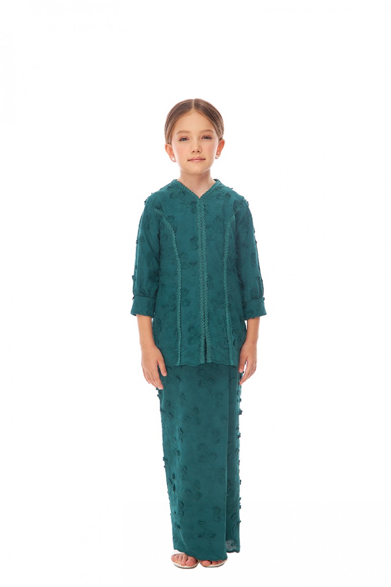 NIESHA KURUNG KIDS IN EMERALD GREEN