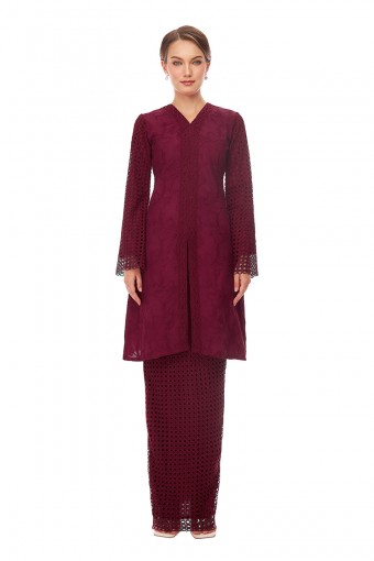 RIEYNAH KURUNG IN MAROON