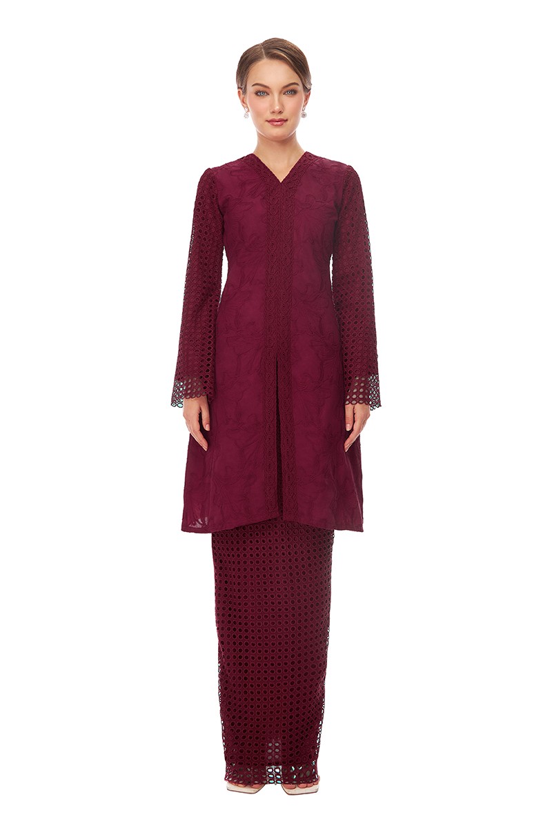 RIEYNAH KURUNG IN MAROON