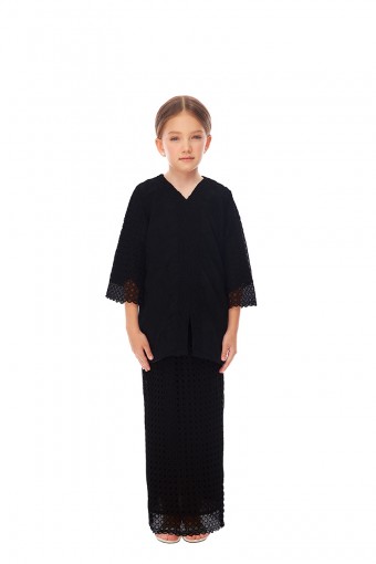 RIEYNAH KURUNG KIDS IN BLACK