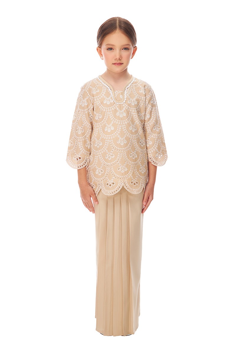 CHARISSA KURUNG KIDS IN NUDE