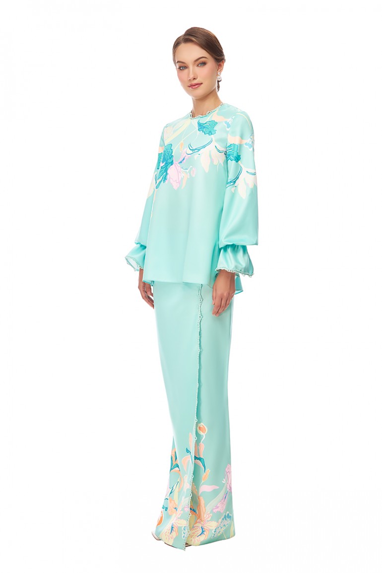 ZARYA KURUNG IN GREEN