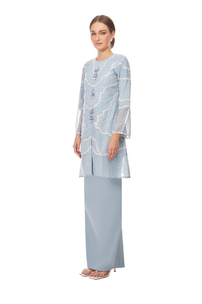 ILLIANNA KURUNG IN DUSTY BLUE