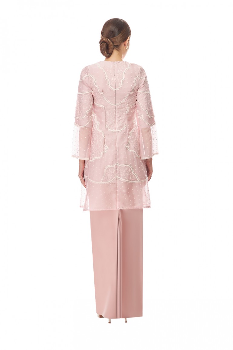 ILLIANNA KURUNG IN DUSTY PINK