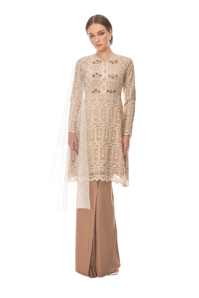 KENNEDY KURUNG IN NUDE BROWN