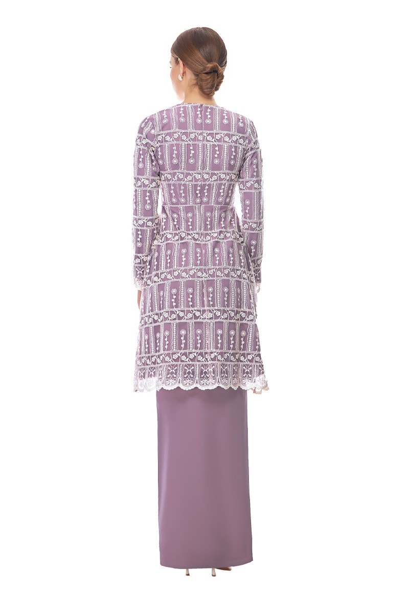 KENNEDY KURUNG IN PLUM