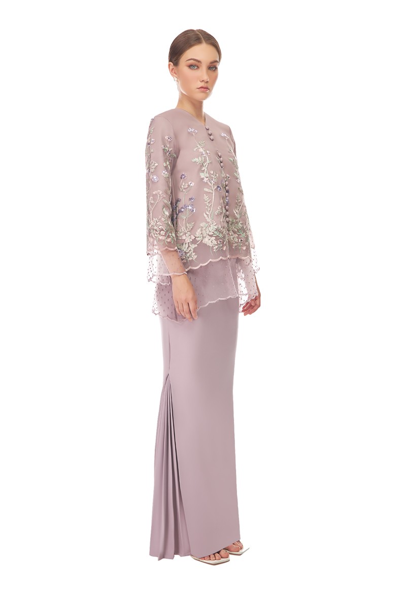 LUNA KURUNG IN SOULMATE PLUM