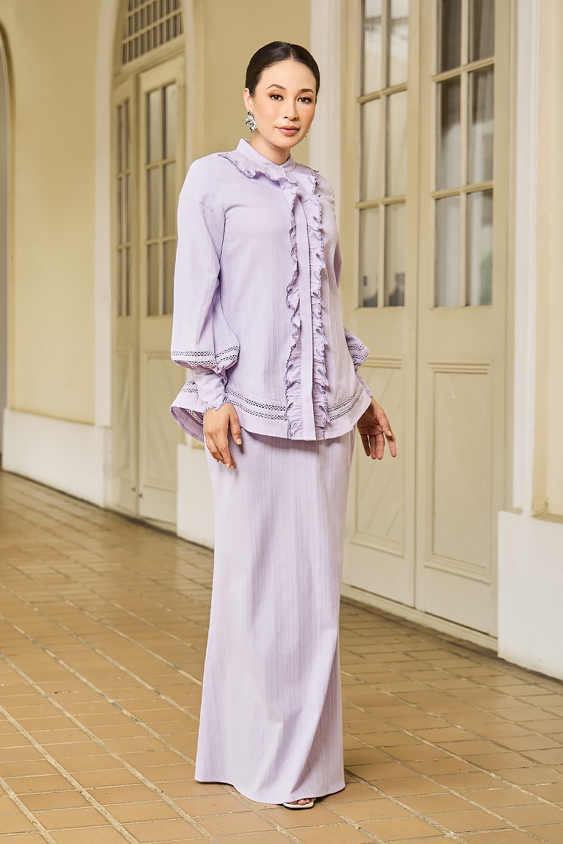 MARCIA KURUNG IN LILAC