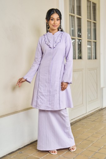 MAURA KURUNG IN LILAC