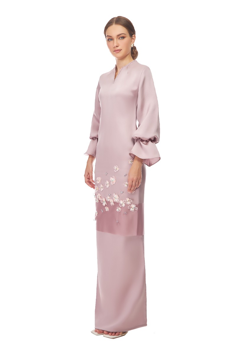 NOELLE KURUNG IN DUSTY PINK