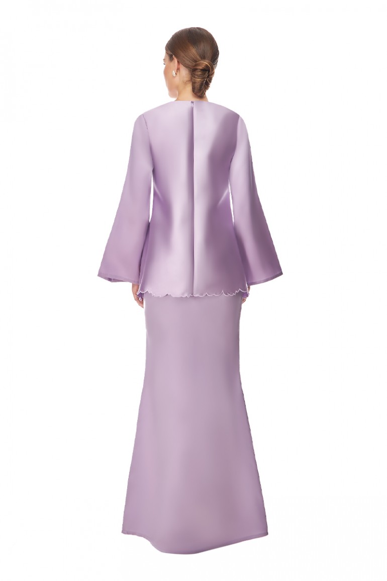 JENIPHER KURUNG IN PURPLE