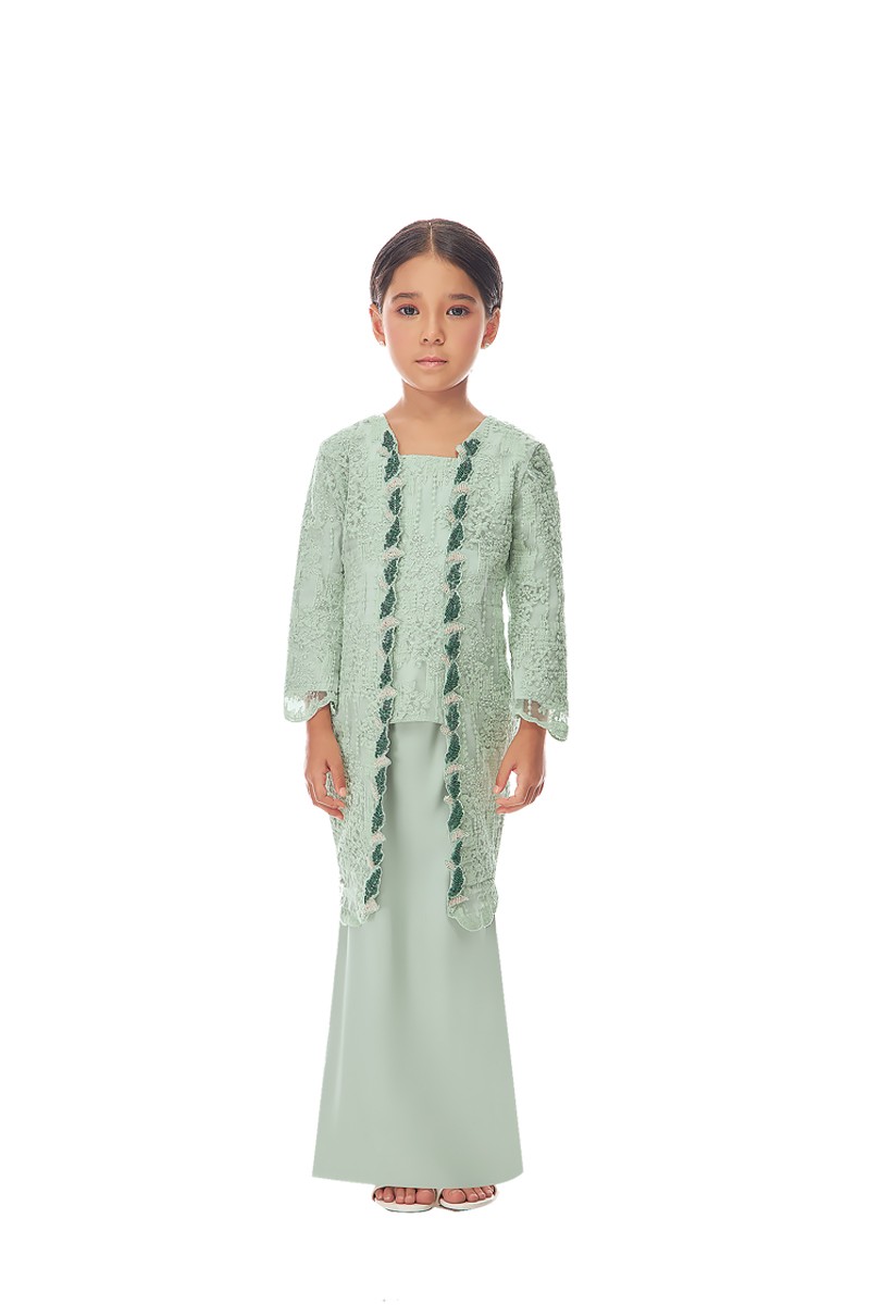 QUINCE KURUNG KIDS IN SAGE GREEN