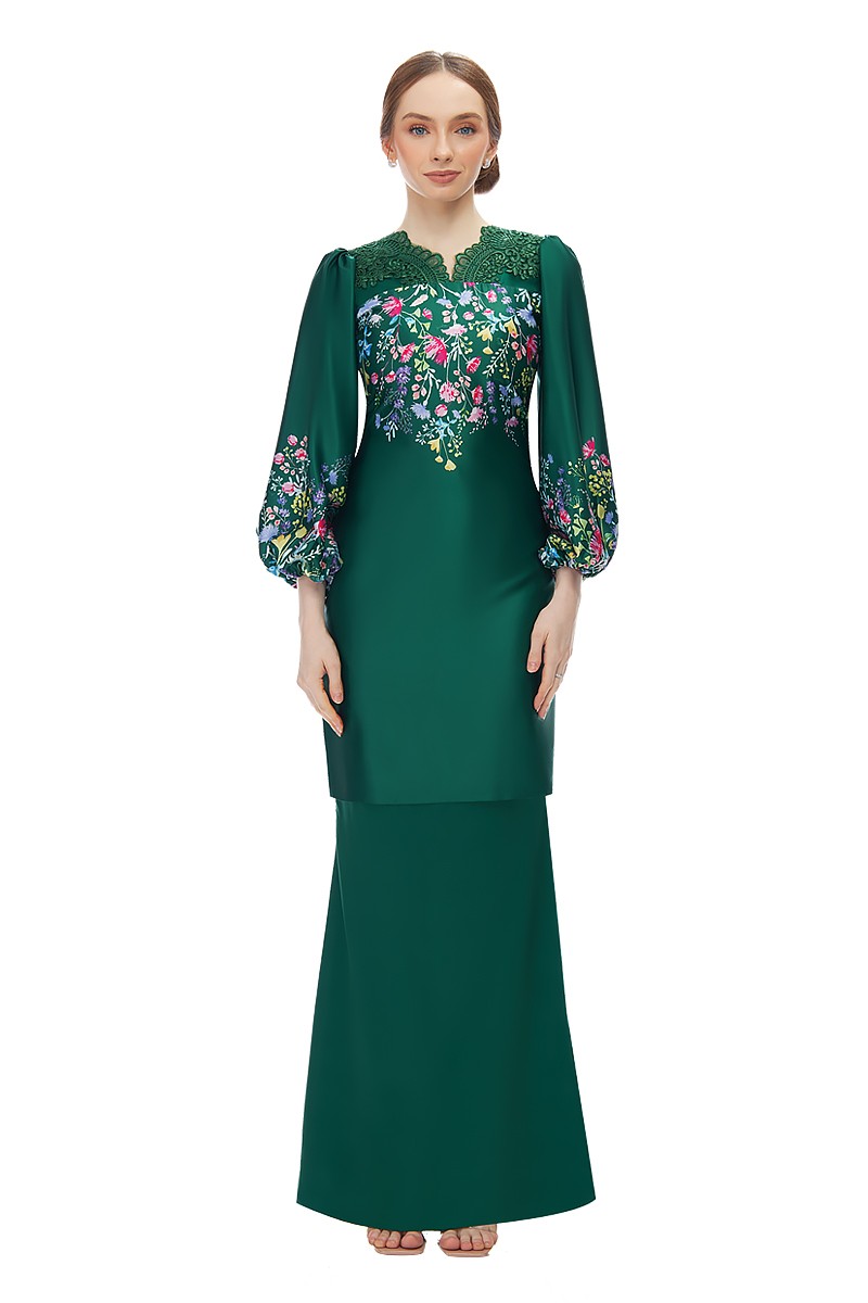 RAESEL KURUNG IN EMERALD GREEN (MAJOR DEFECT)