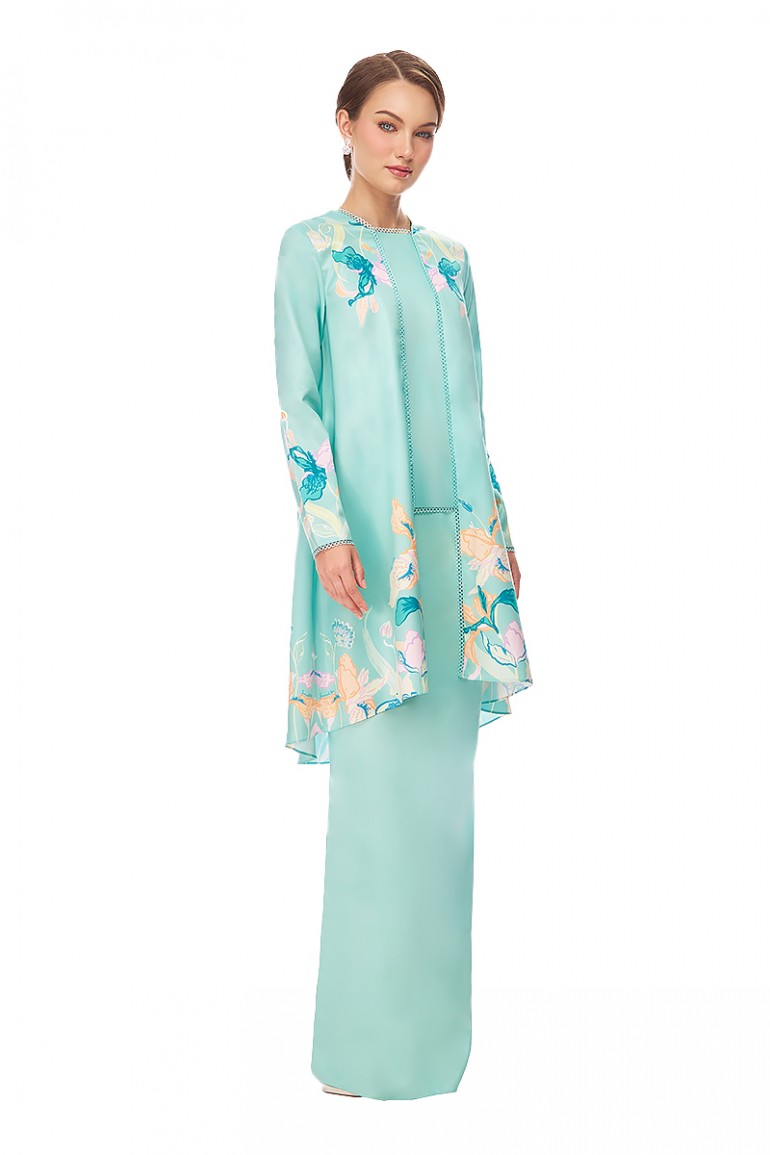 TWILA KURUNG IN GREEN