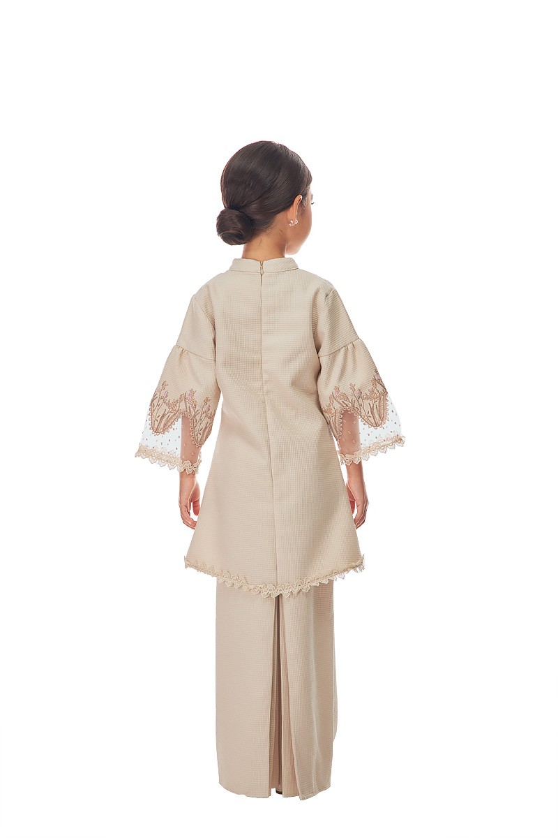 MAISIE KURUNG KIDS IN BEIGE