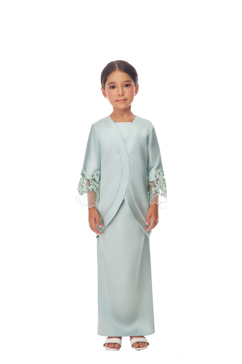 LOLA KURUNG KIDS IN DUSTY GREEN