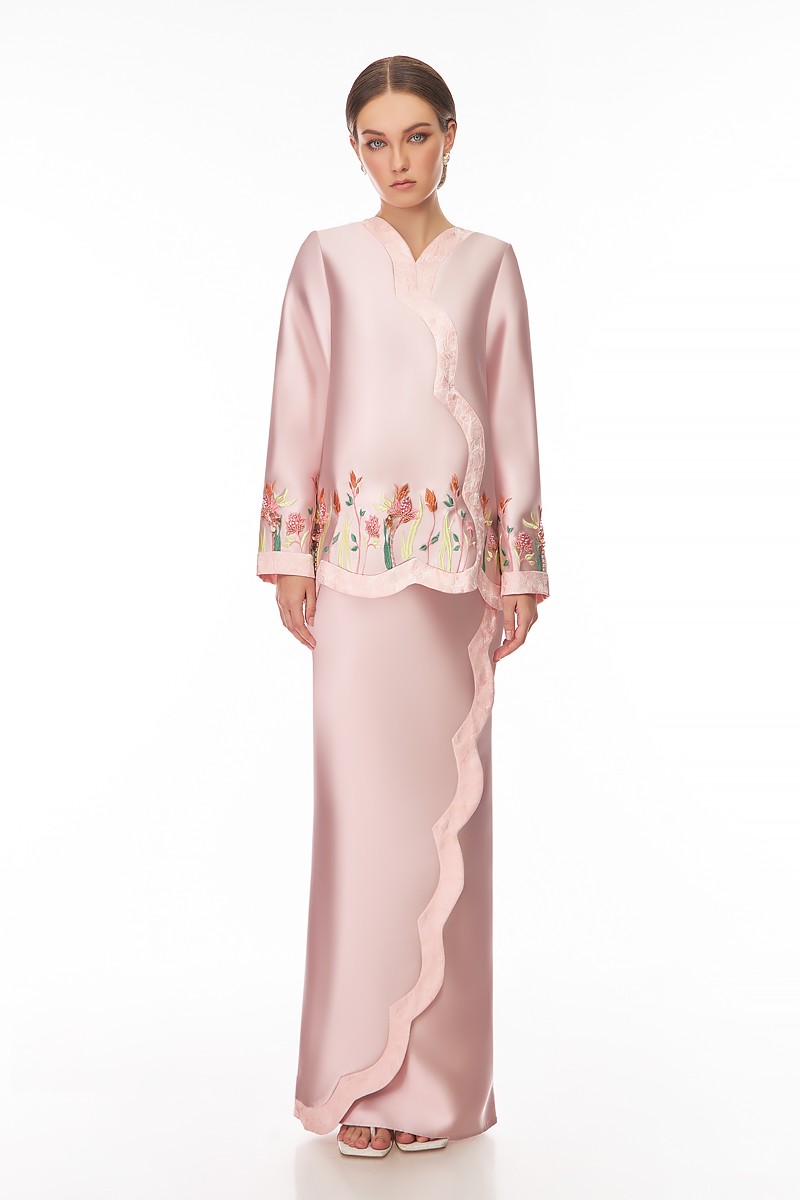 NAILA KURUNG IN DUSTY PINK