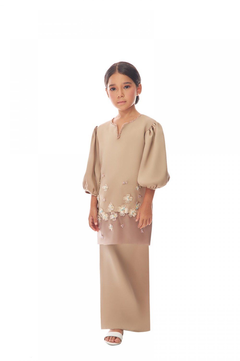 NOELLE KURUNG KIDS IN PALE BROWN