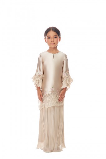 ELYNA KURUNG KIDS IN NUDE