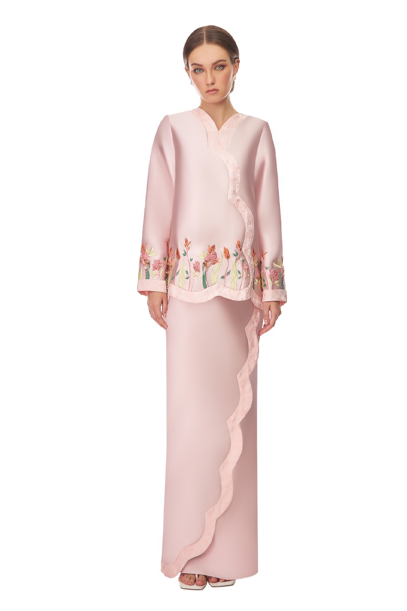 NAILA KURUNG IN DUSTY PINK