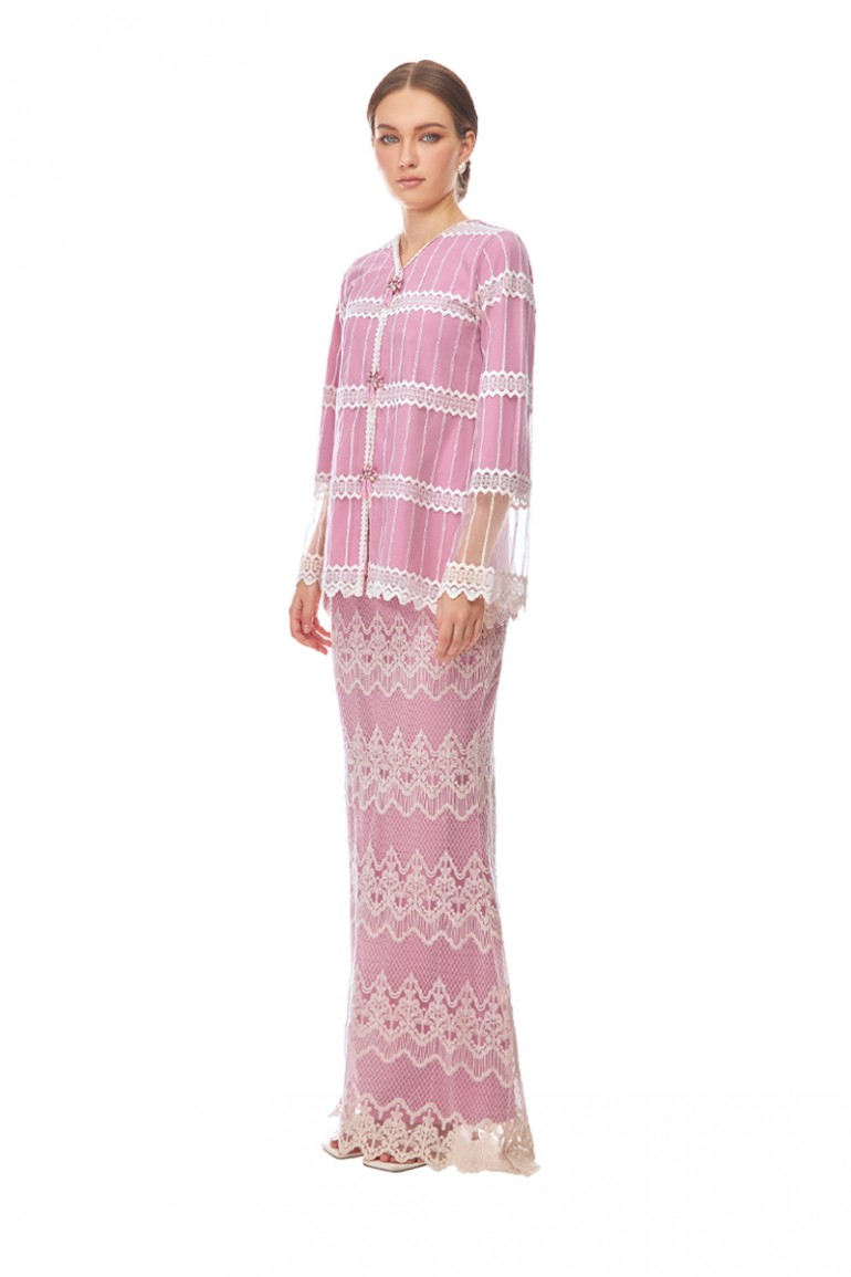 ZAHIRAH KURUNG IN ROSE PINK