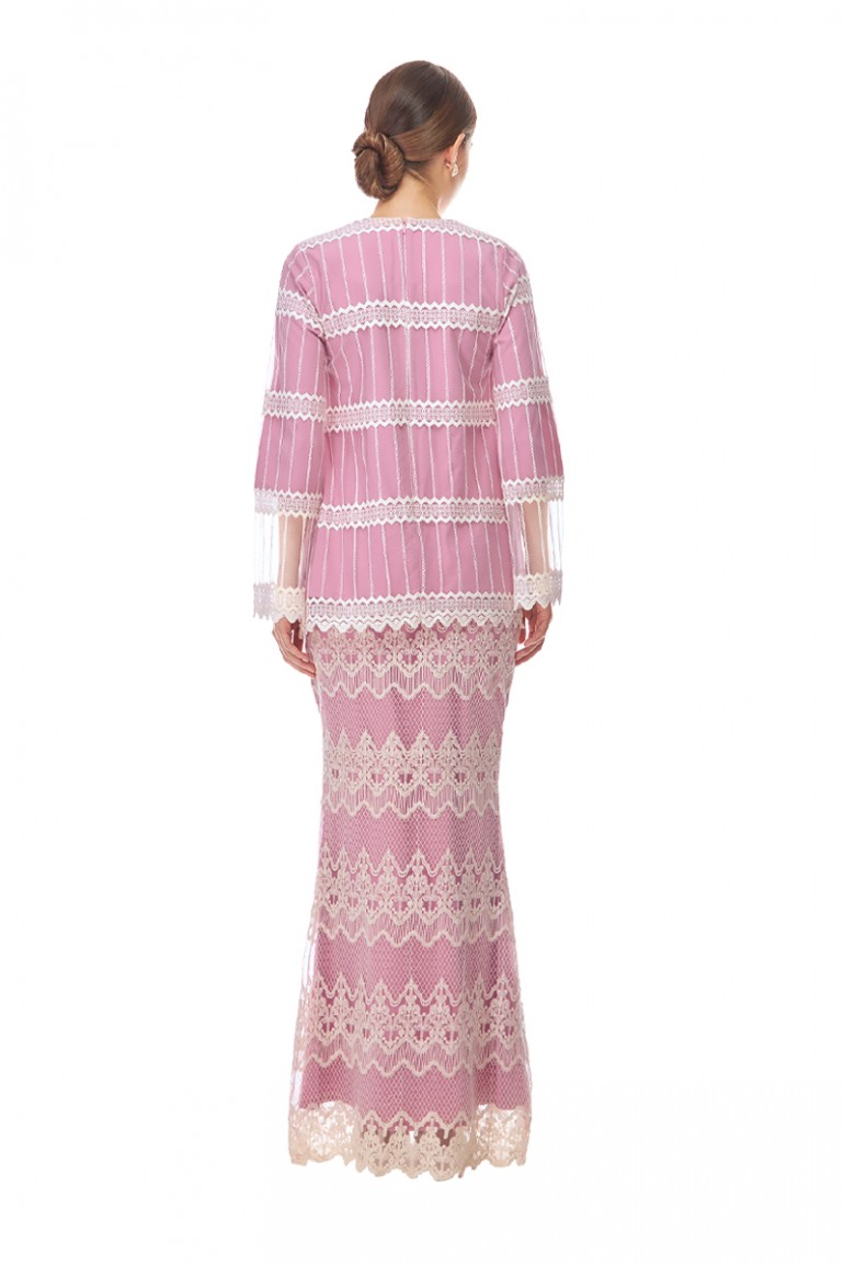 ZAHIRAH KURUNG IN ROSE PINK