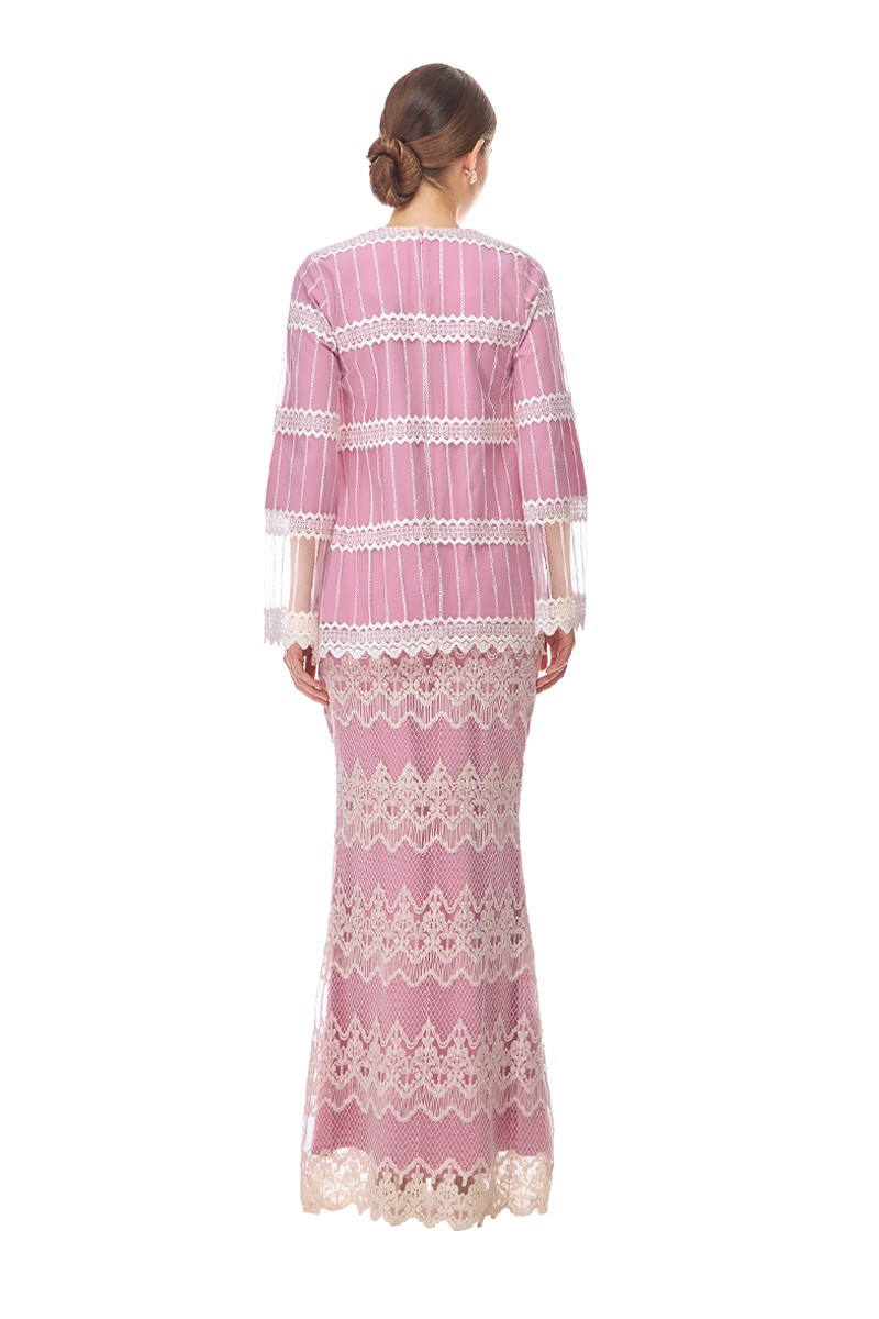 ZAHIRAH KURUNG IN ROSE PINK