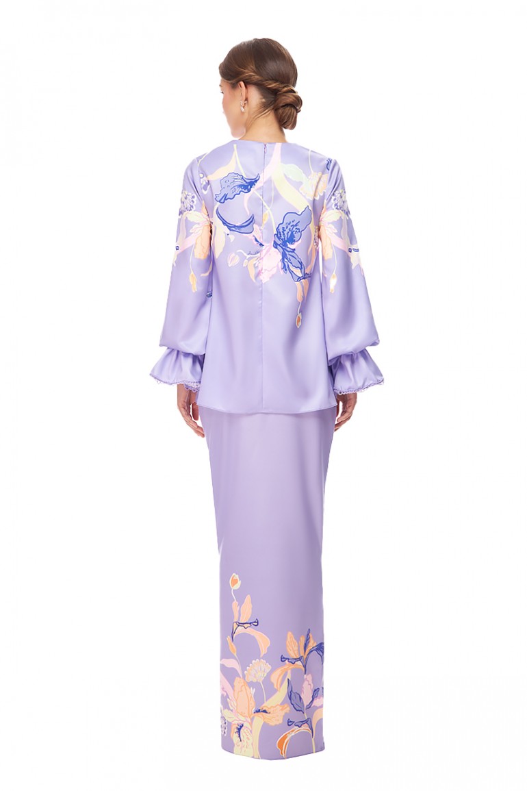 ZARYA KURUNG IN PURPLE