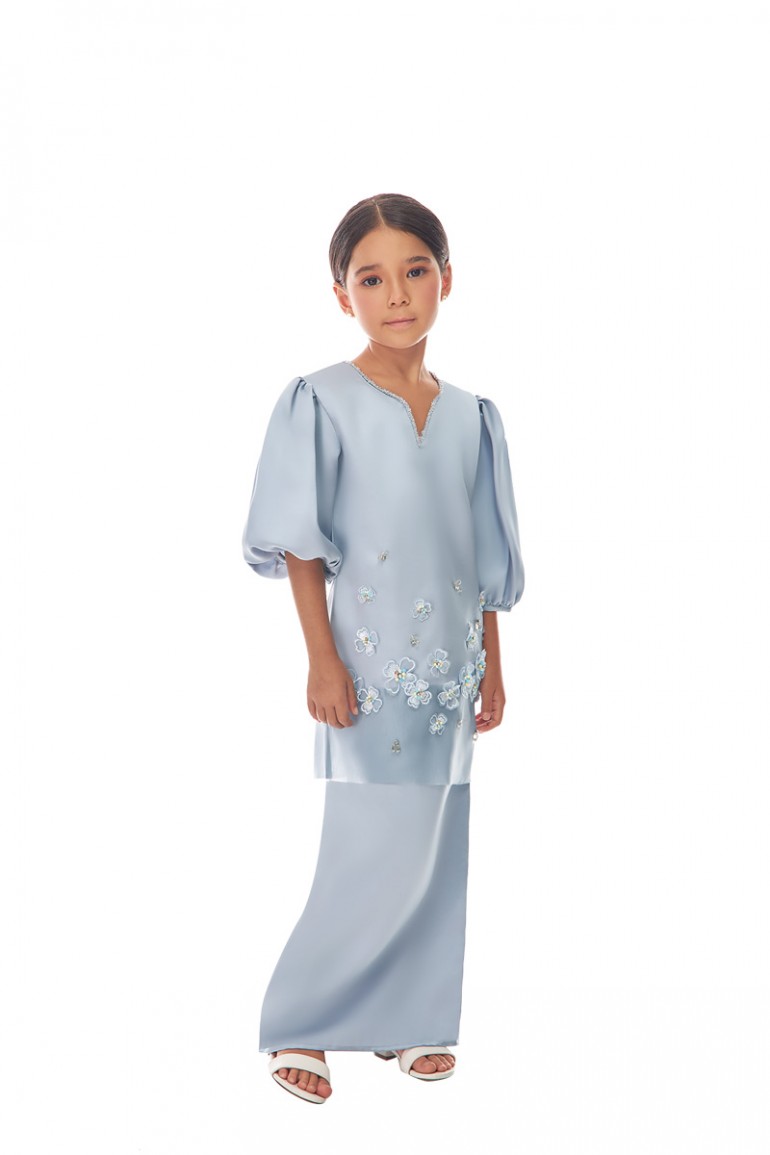 NOELLE KURUNG KIDS IN DUSTY BLUE