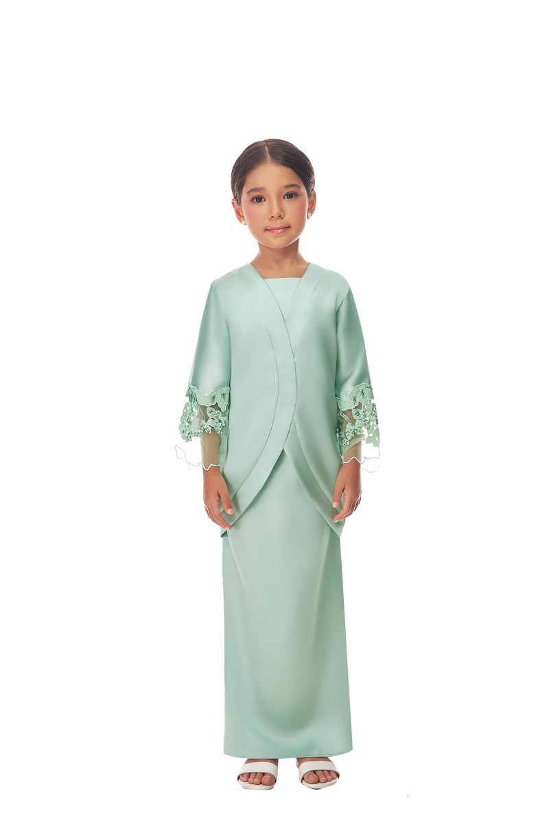 LOLA KURUNG KIDS IN DUSTY GREEN